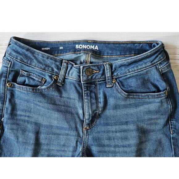 Sonoma Straight Medium Wash Jeans Sz 6R - Picture 2 of 5